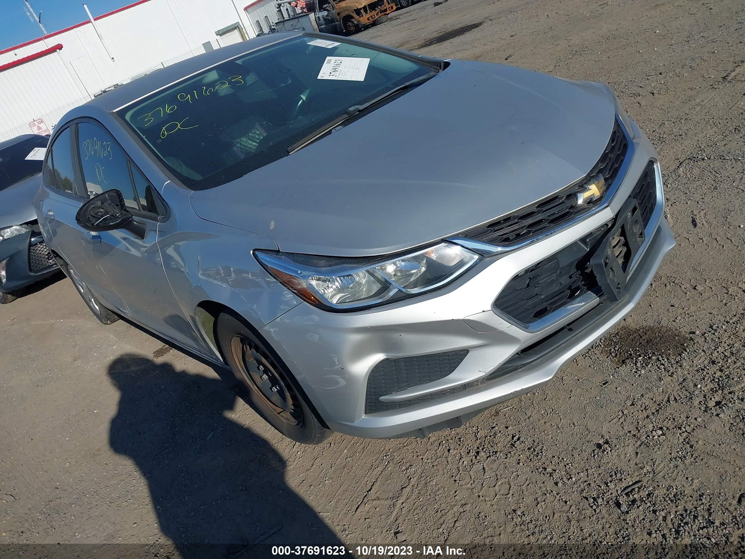 CHEVROLET CRUZE 2016 1g1bc5sm2g7268538