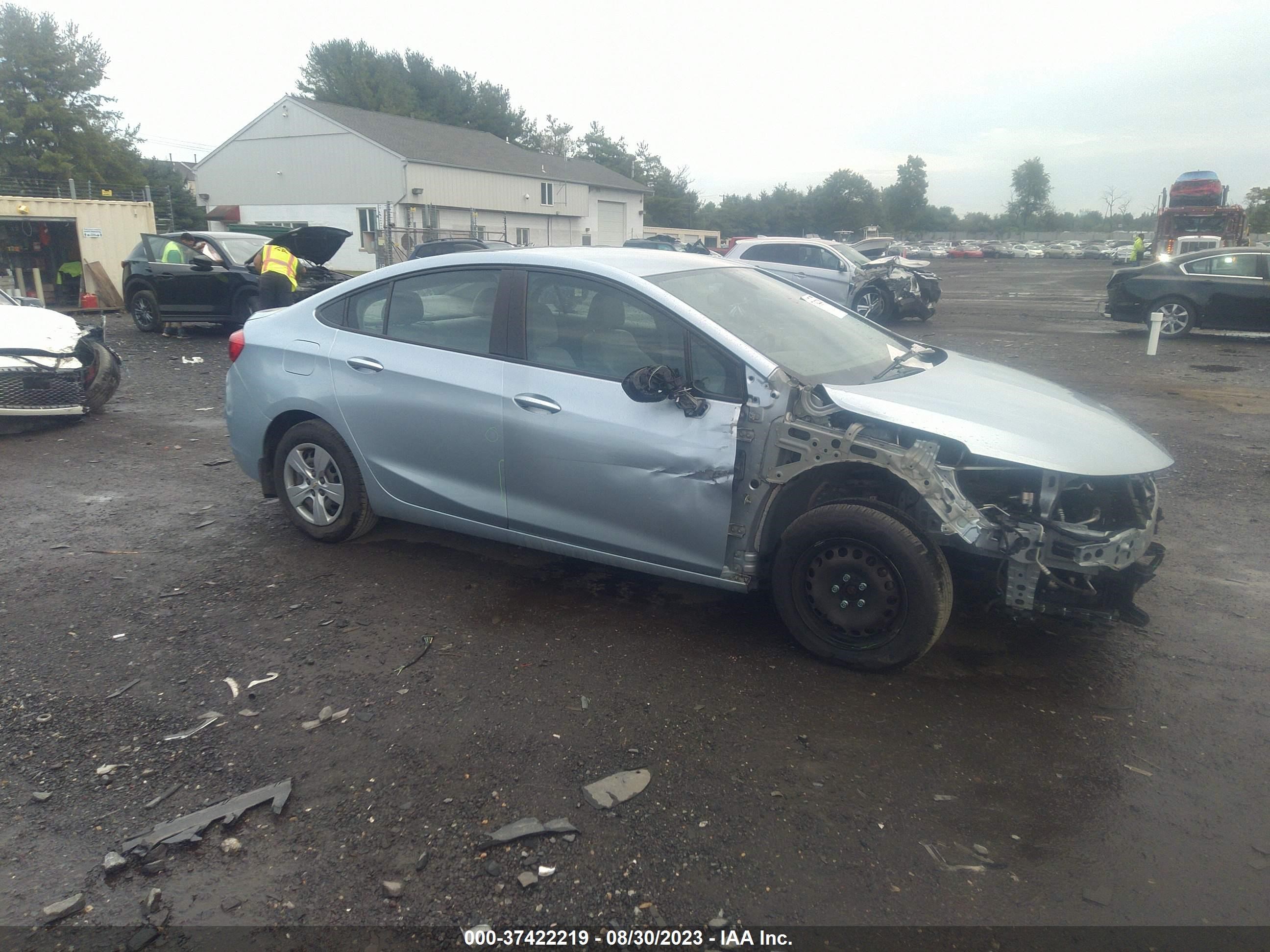 CHEVROLET CRUZE 2017 1g1bc5sm2h7185936