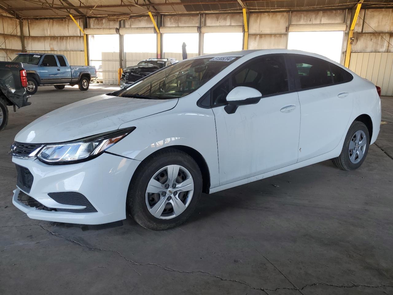 CHEVROLET CRUZE 2018 1g1bc5sm2j7177566