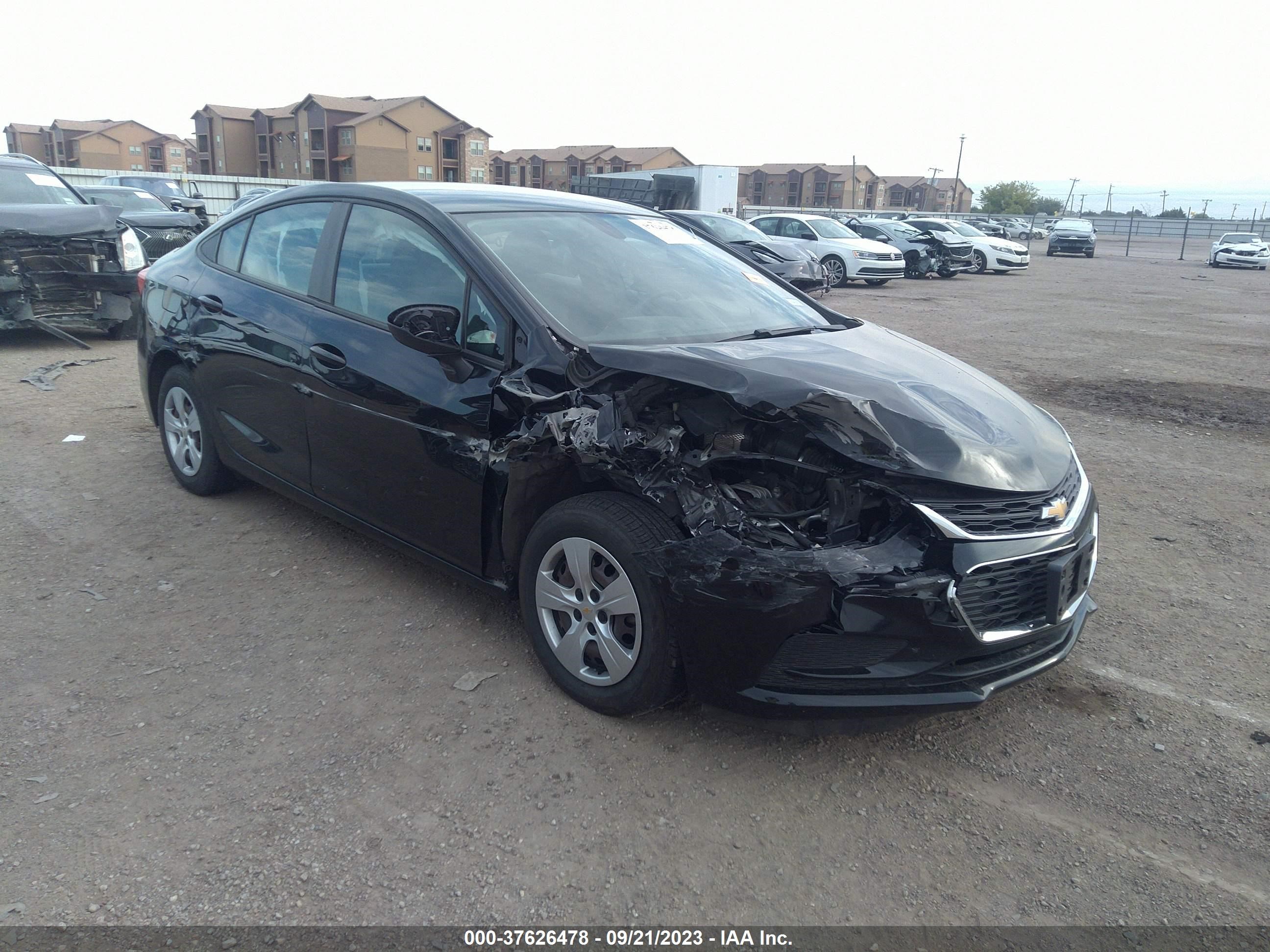 CHEVROLET CRUZE 2018 1g1bc5sm3j7247303