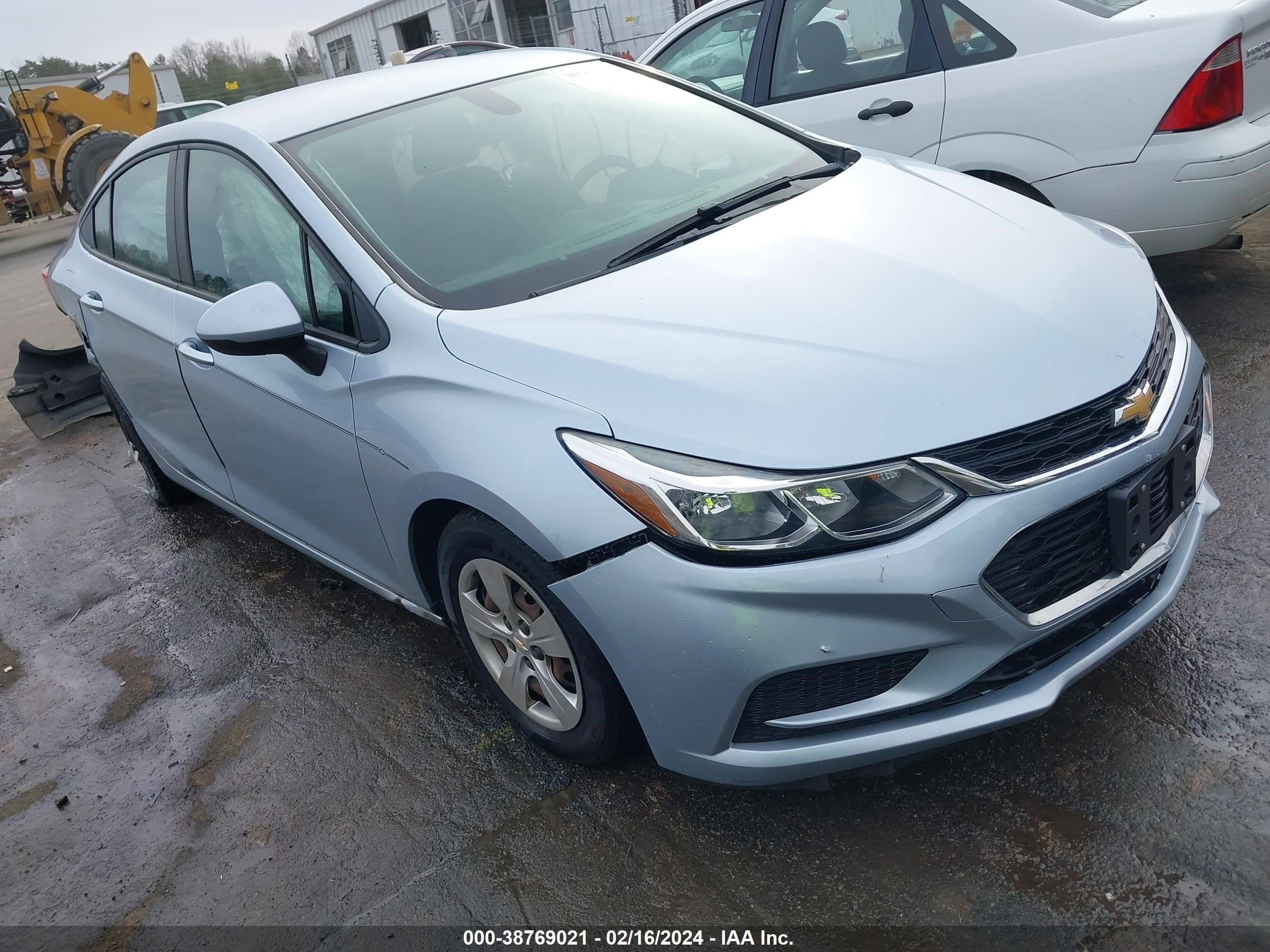 CHEVROLET CRUZE 2018 1g1bc5sm4j7177875