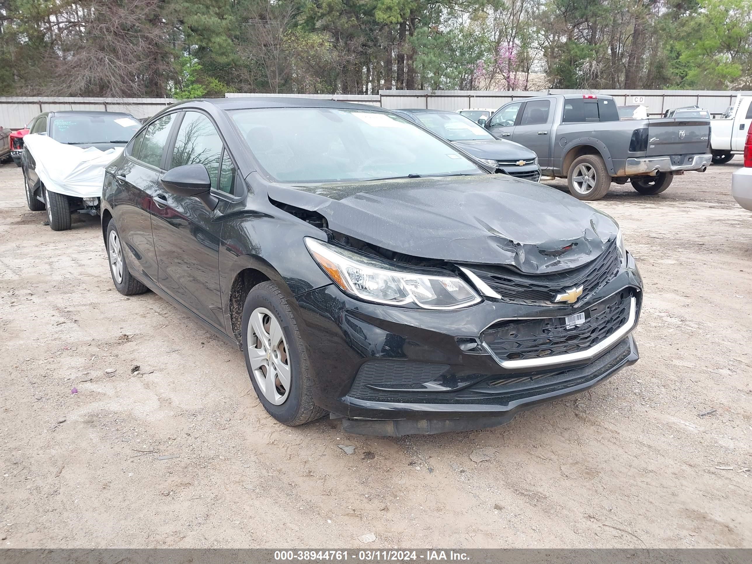 CHEVROLET CRUZE 2018 1g1bc5sm4j7238125