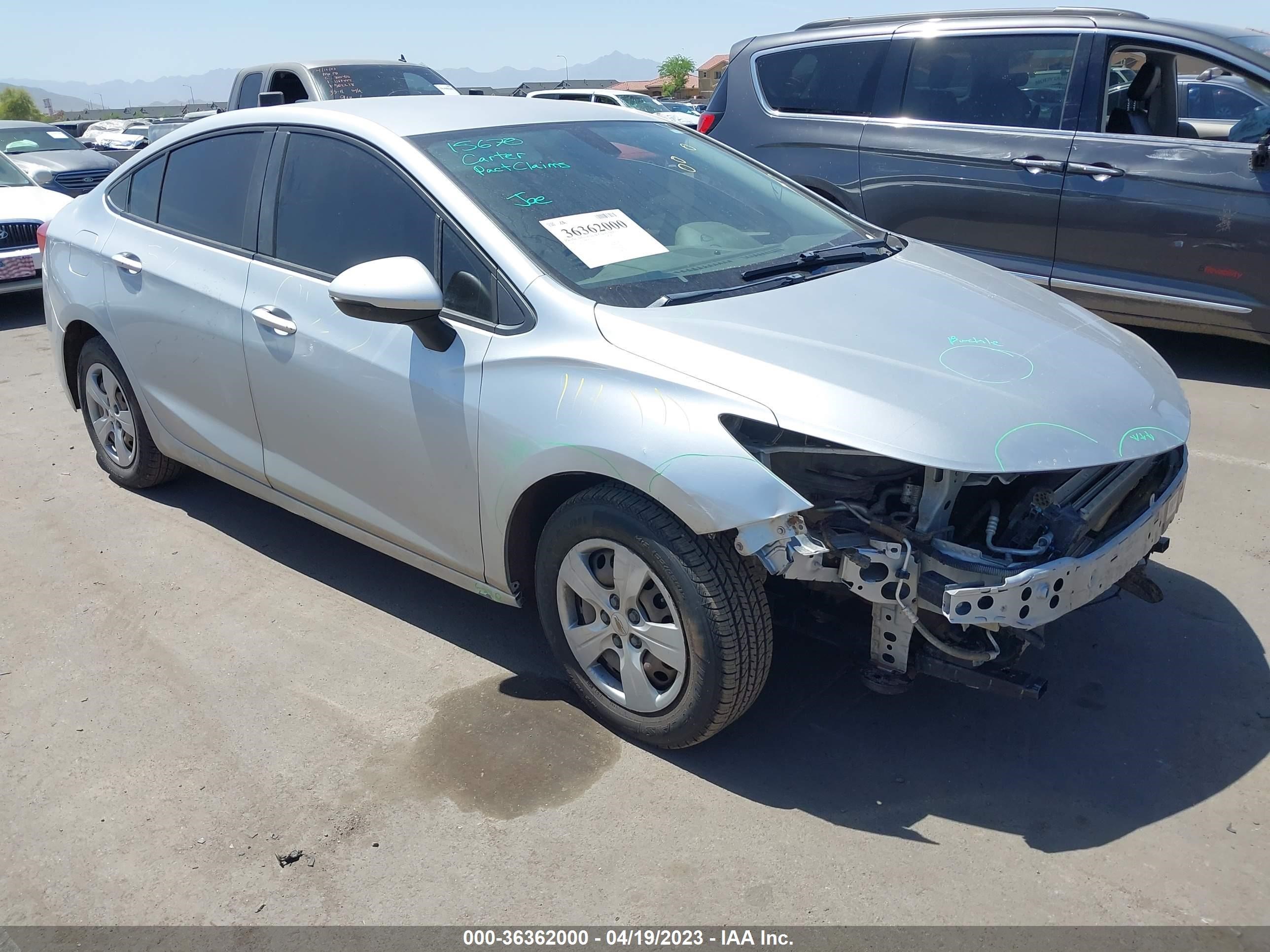 CHEVROLET CRUZE 2018 1g1bc5sm5j7169638