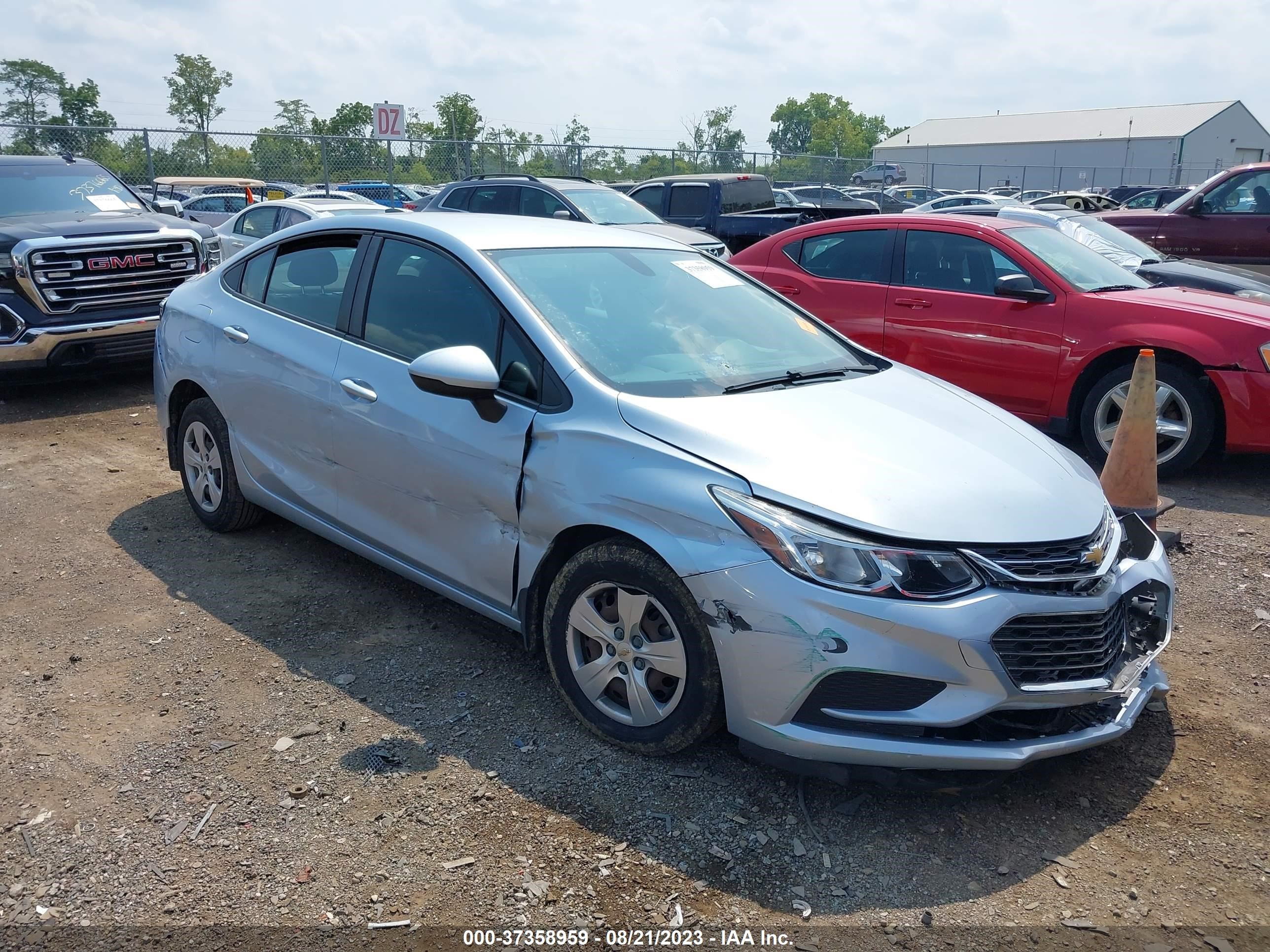 CHEVROLET CRUZE 2017 1g1bc5sm6h7219568