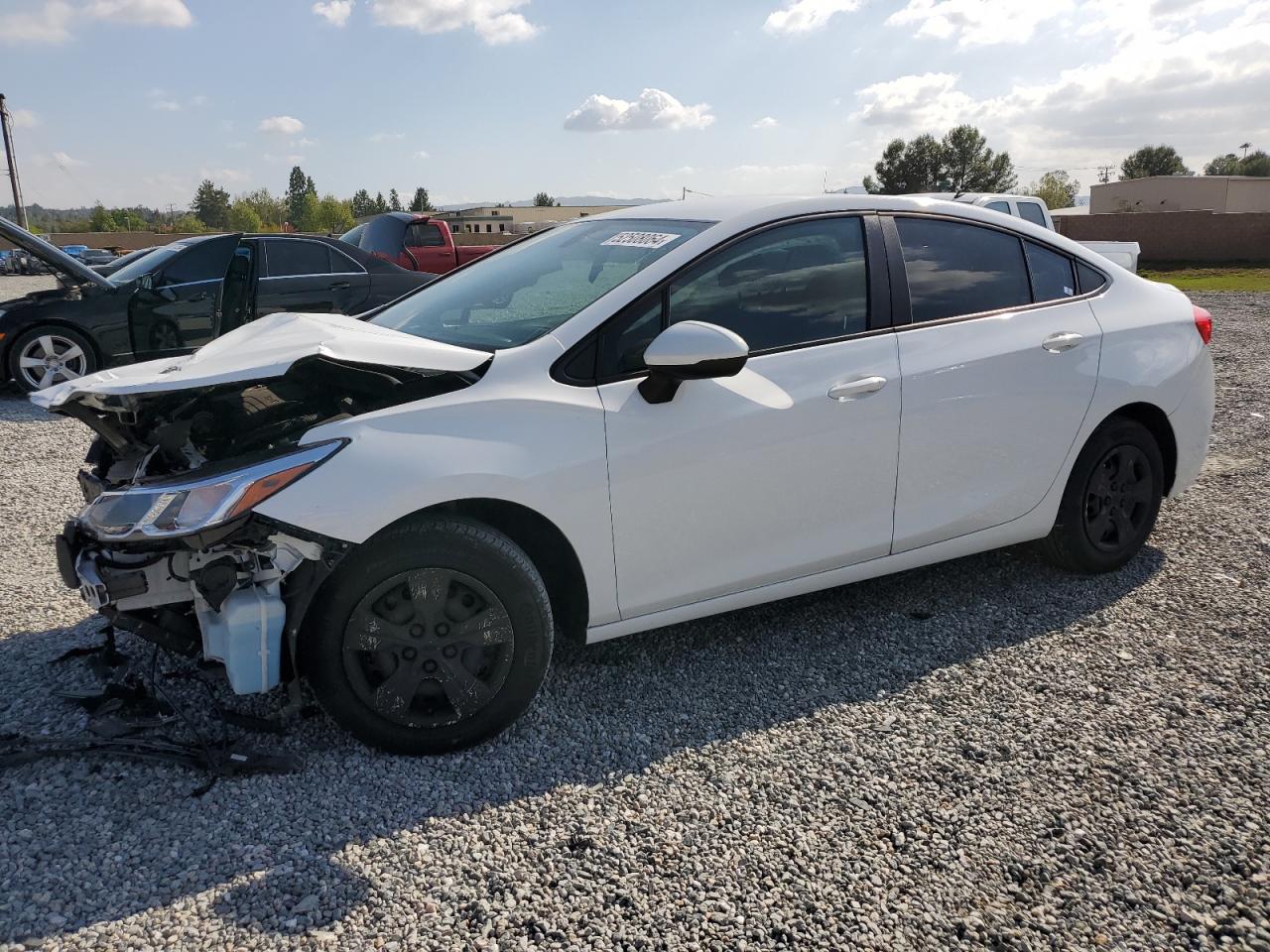 CHEVROLET CRUZE 2018 1g1bc5sm6j7228647