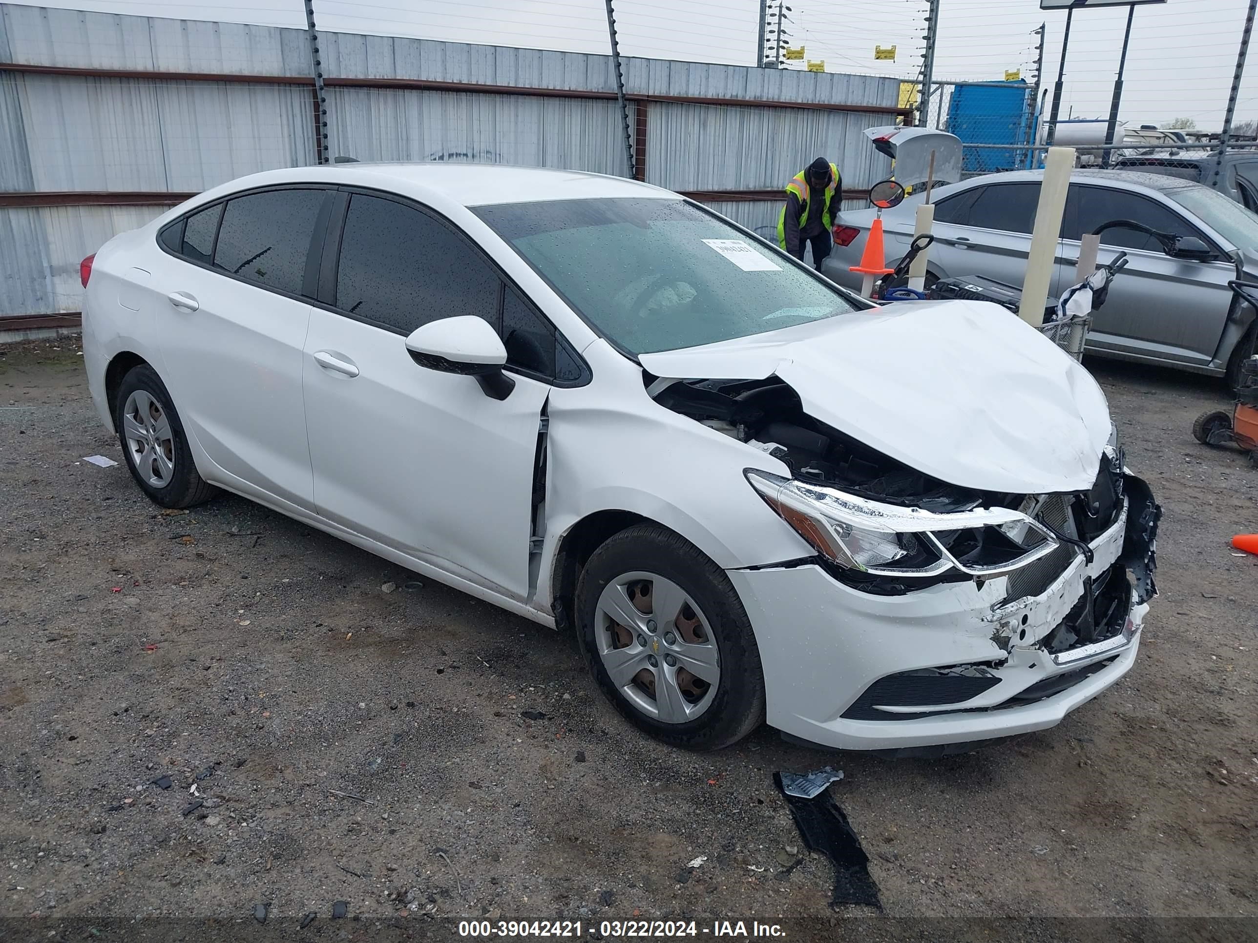 CHEVROLET CRUZE 2016 1g1bc5sm7g7233767