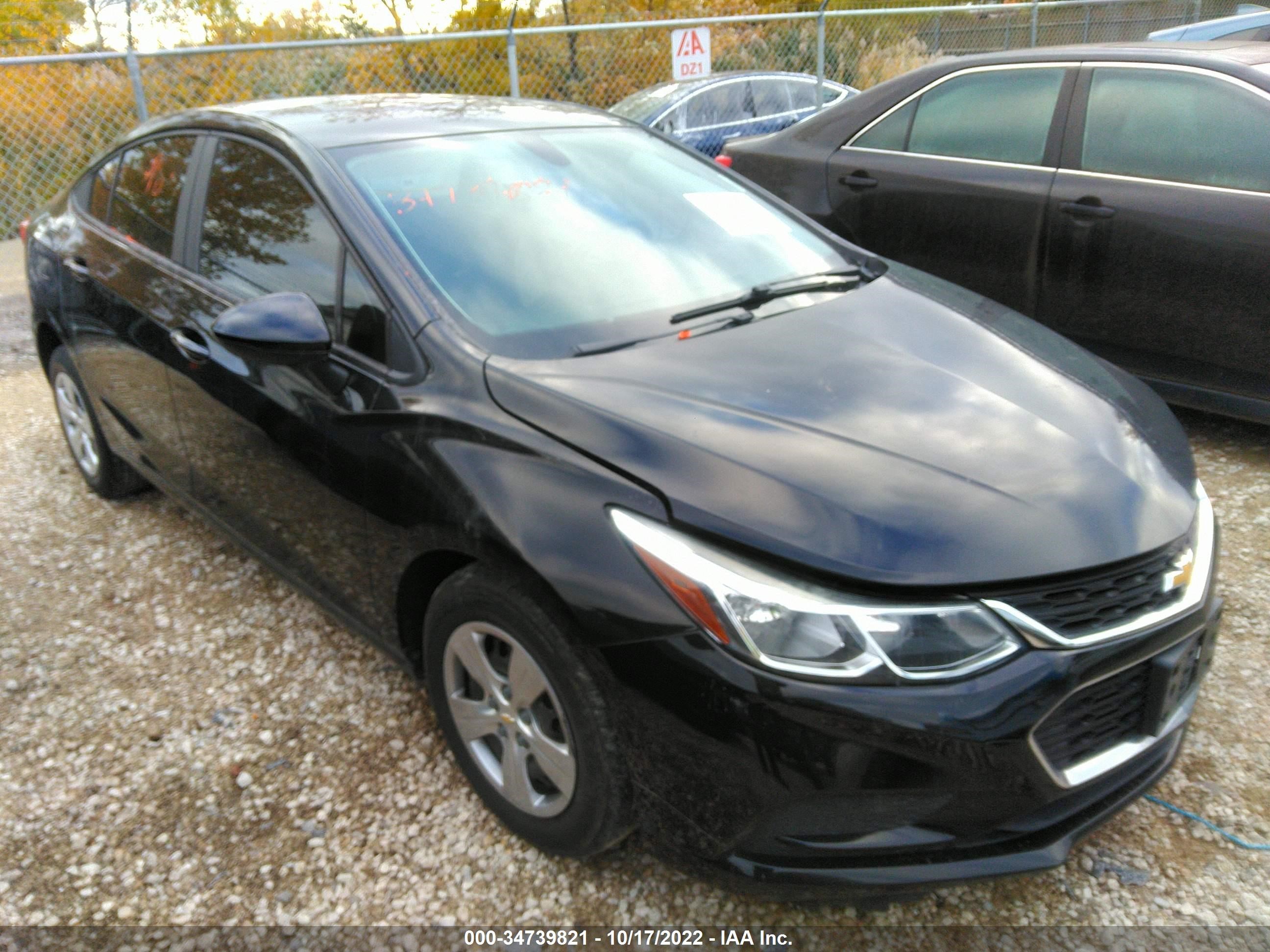 CHEVROLET CRUZE 2018 1g1bc5sm7j7124698