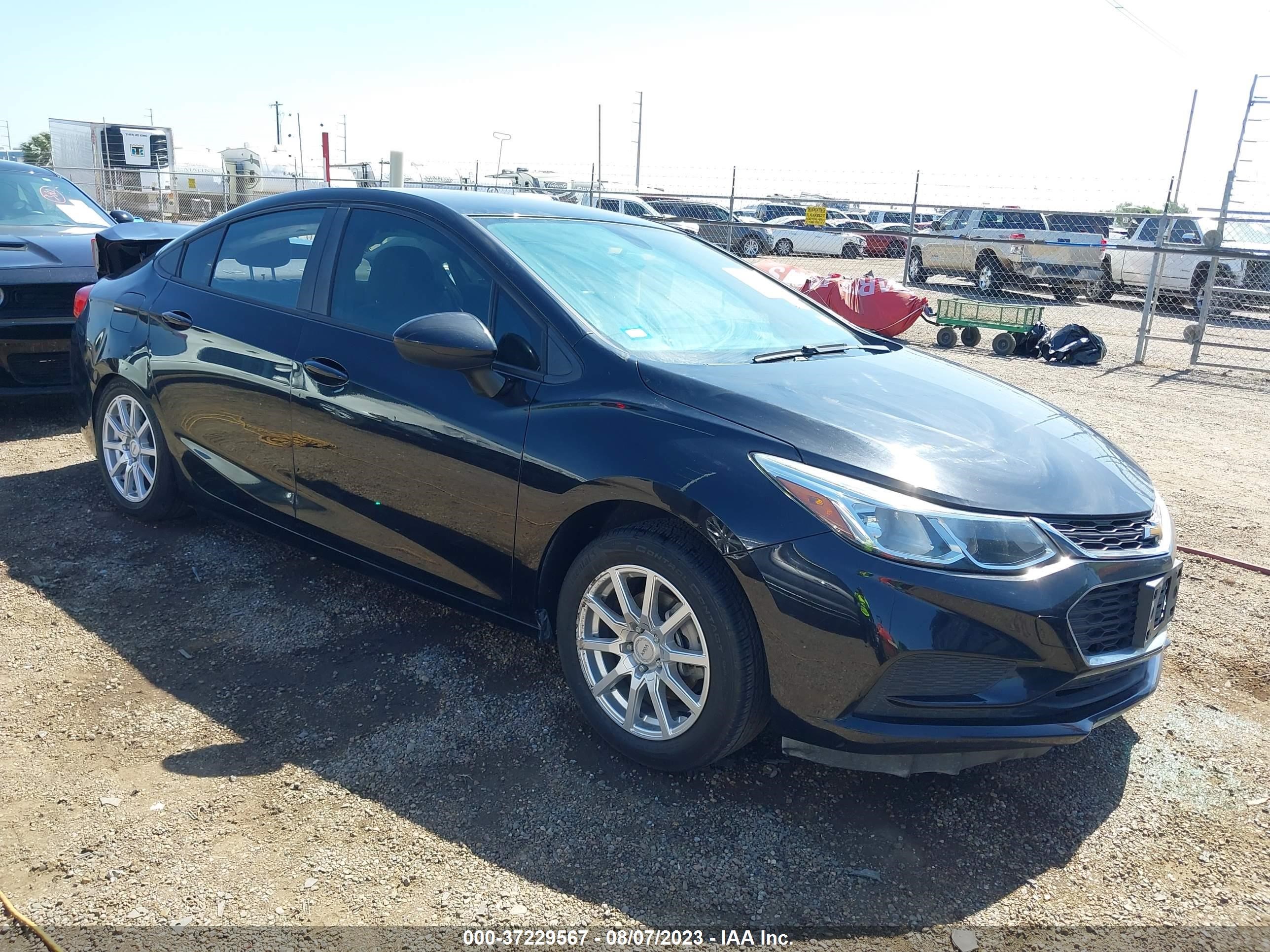 CHEVROLET CRUZE 2017 1g1bc5sm8h7149894