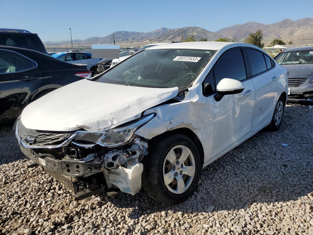 CHEVROLET CRUZE 2018 1g1bc5sm9j7158741