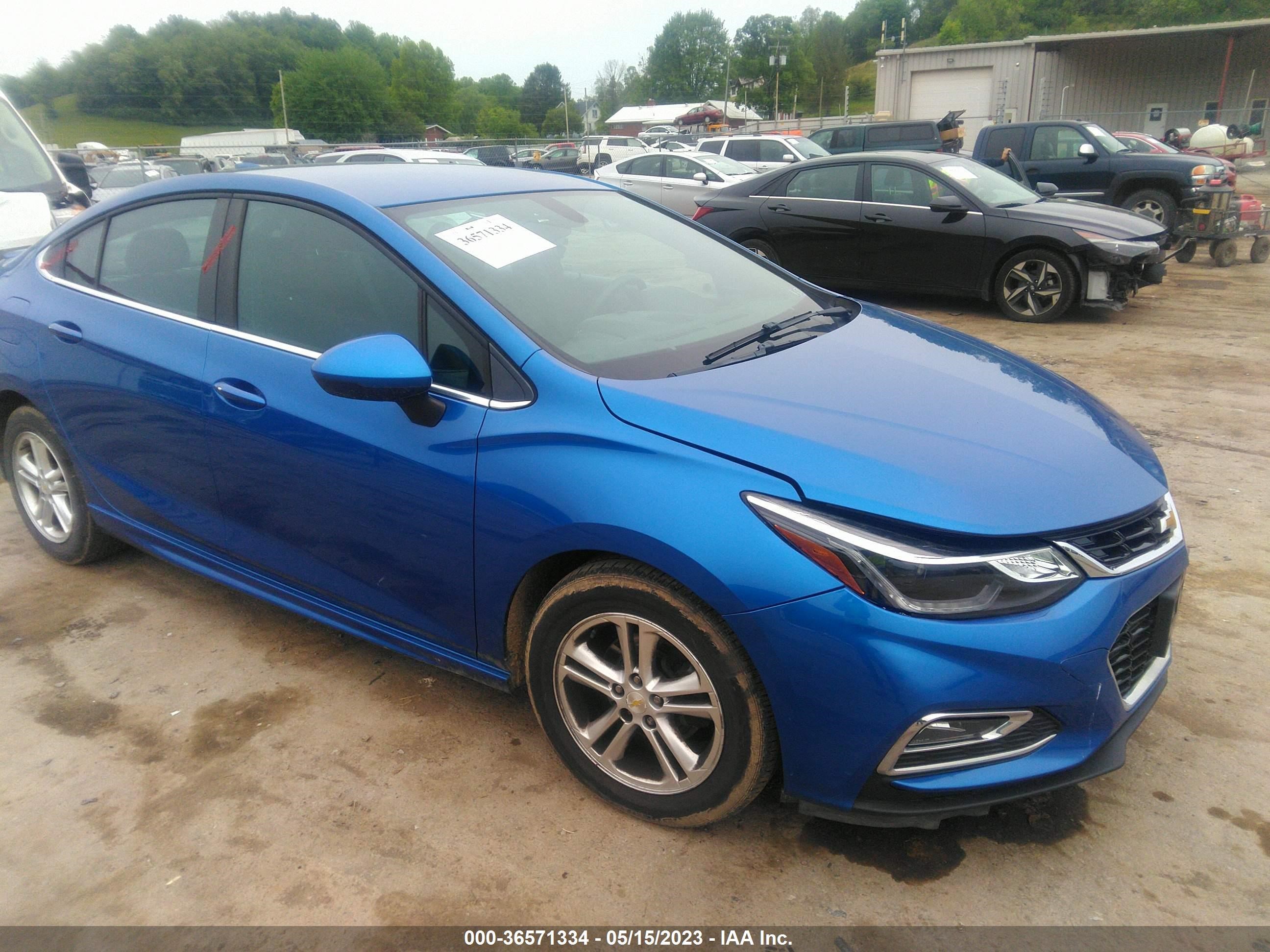 CHEVROLET CRUZE 2017 1g1be5sm0h7151603