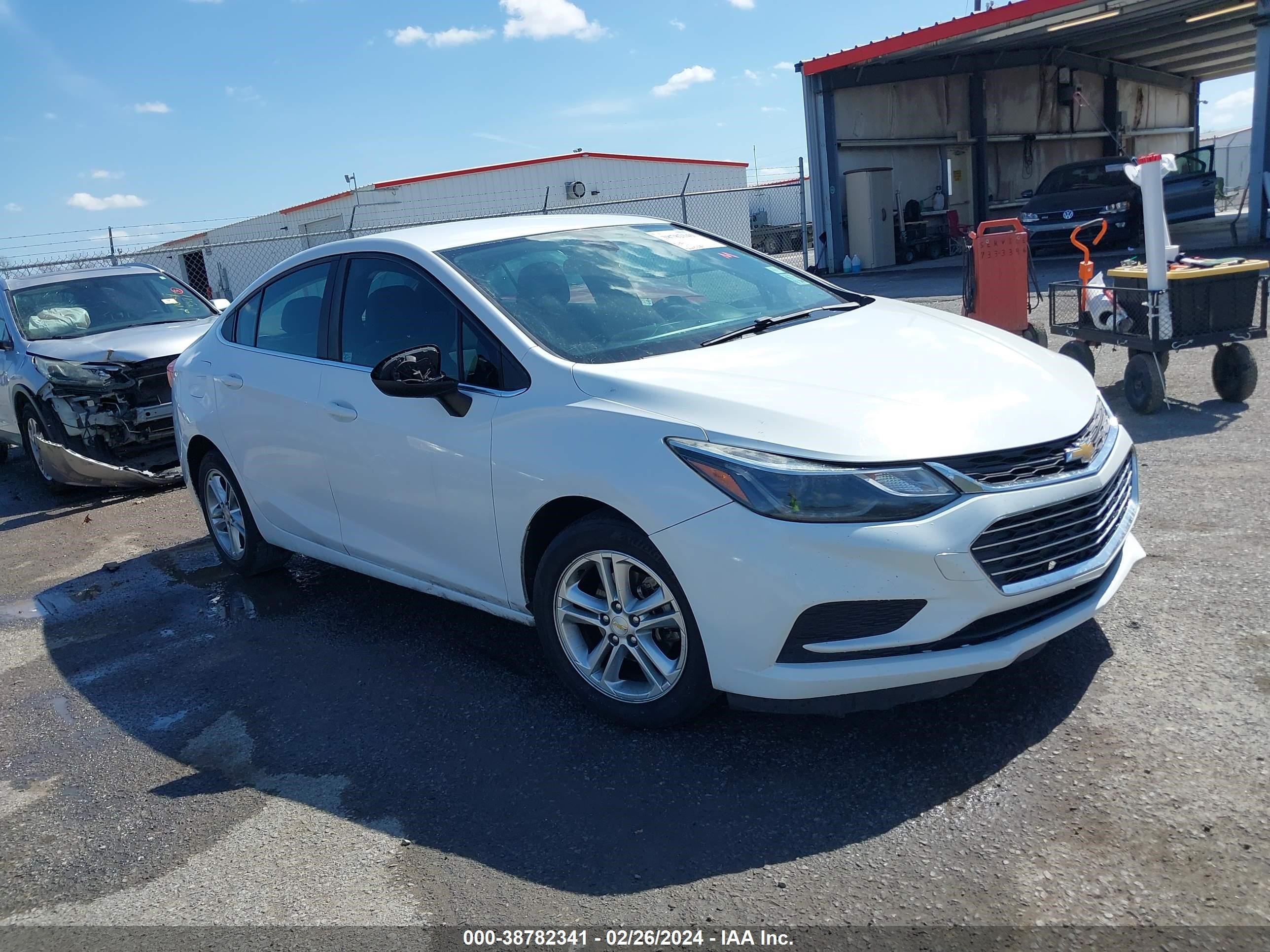 CHEVROLET CRUZE 2017 1g1be5sm0h7189817