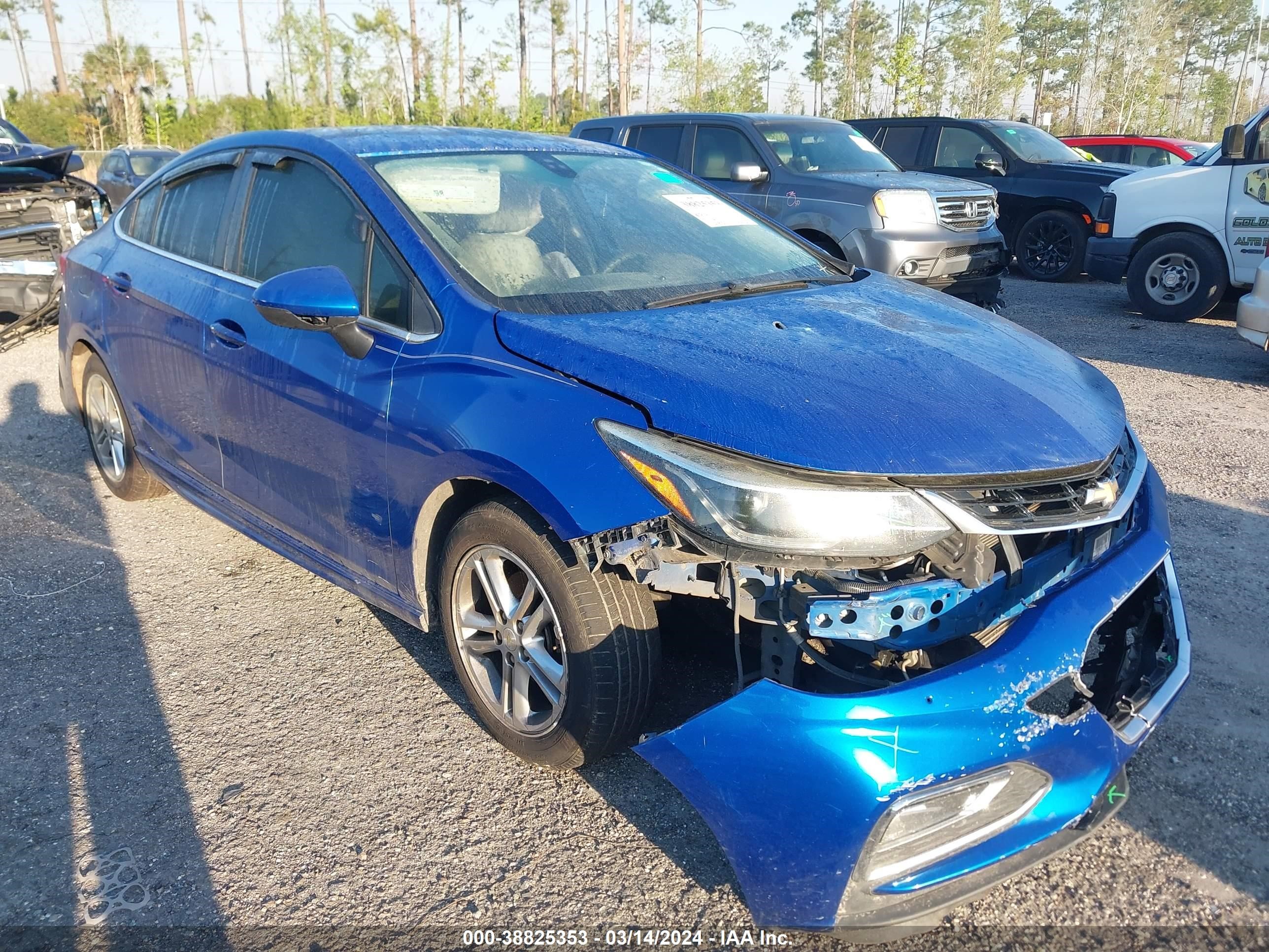 CHEVROLET CRUZE 2017 1g1be5sm0h7214618