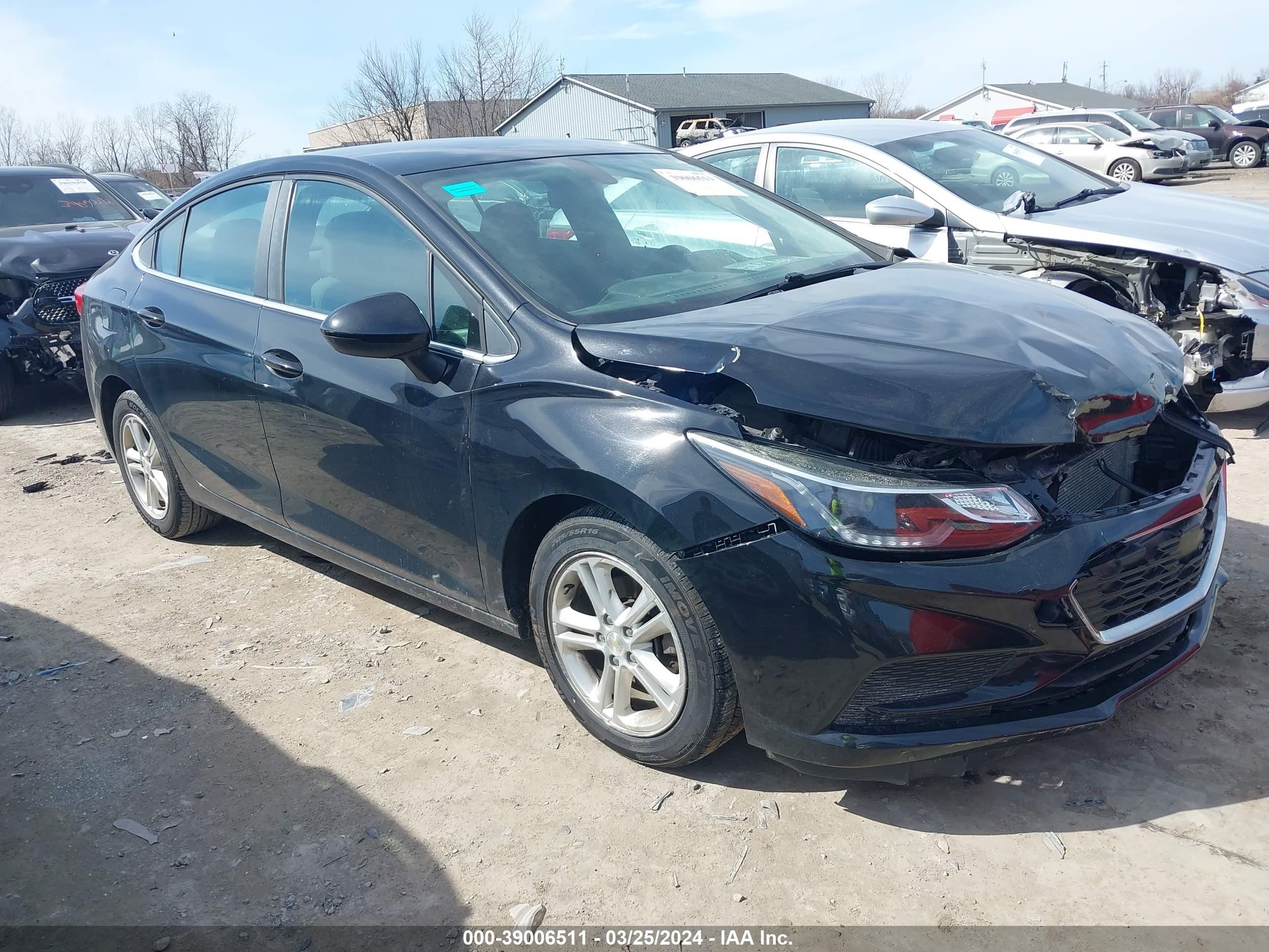 CHEVROLET CRUZE 2017 1g1be5sm0h7259428