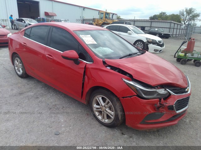 CHEVROLET CRUZE 2018 1g1be5sm0j7103895