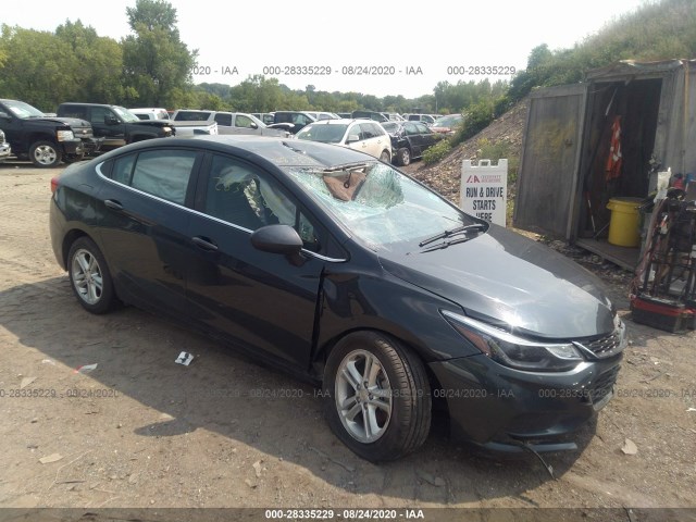 CHEVROLET CRUZE 2018 1g1be5sm0j7113102