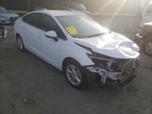 CHEVROLET CRUZE LT 2018 1g1be5sm0j7116470