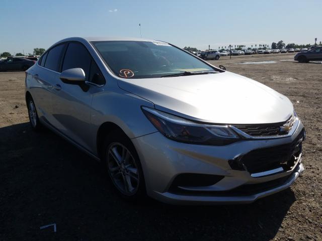 CHEVROLET CRUZE LT 2018 1g1be5sm0j7118168