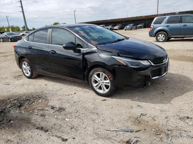 CHEVROLET CRUZE LT 2018 1g1be5sm0j7118218