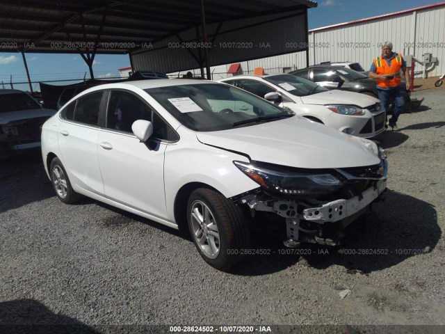 CHEVROLET CRUZE 2018 1g1be5sm0j7126836