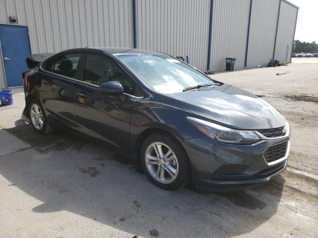 CHEVROLET CRUZE LT 2018 1g1be5sm0j7130417