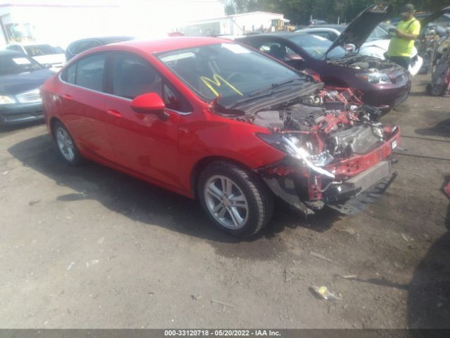 CHEVROLET CRUZE 2018 1g1be5sm0j7135388