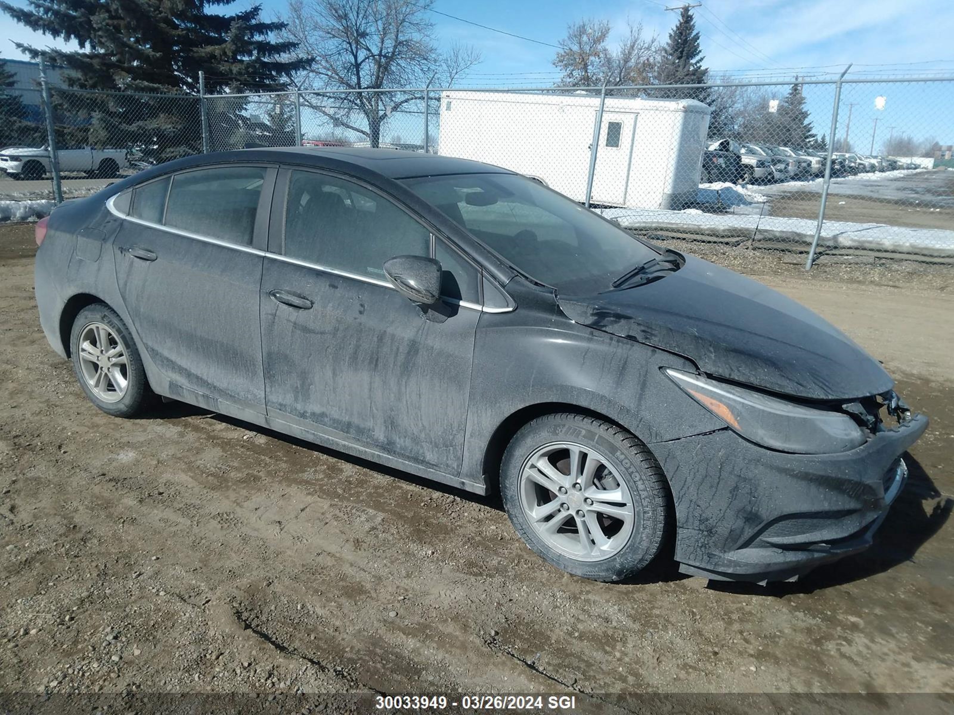 CHEVROLET CRUZE 2018 1g1be5sm0j7146990