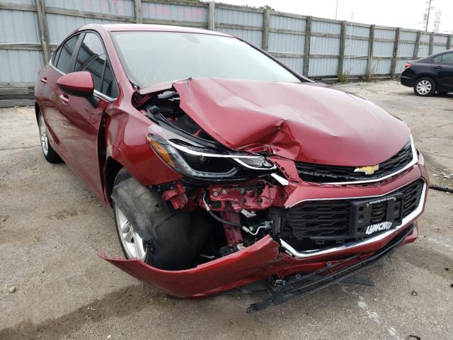 CHEVROLET CRUZE LT 2018 1g1be5sm0j7148433