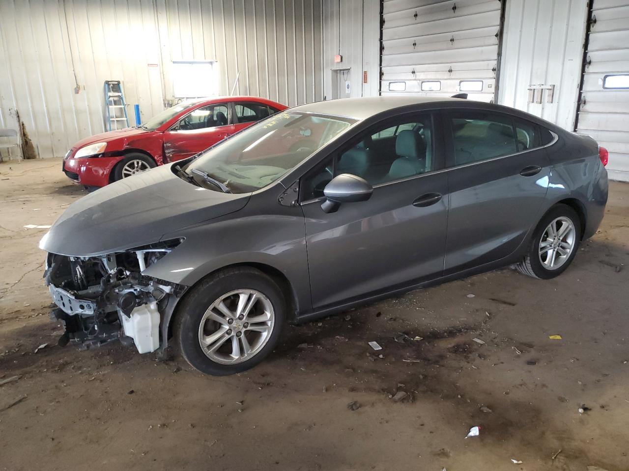 CHEVROLET CRUZE 2018 1g1be5sm0j7155933