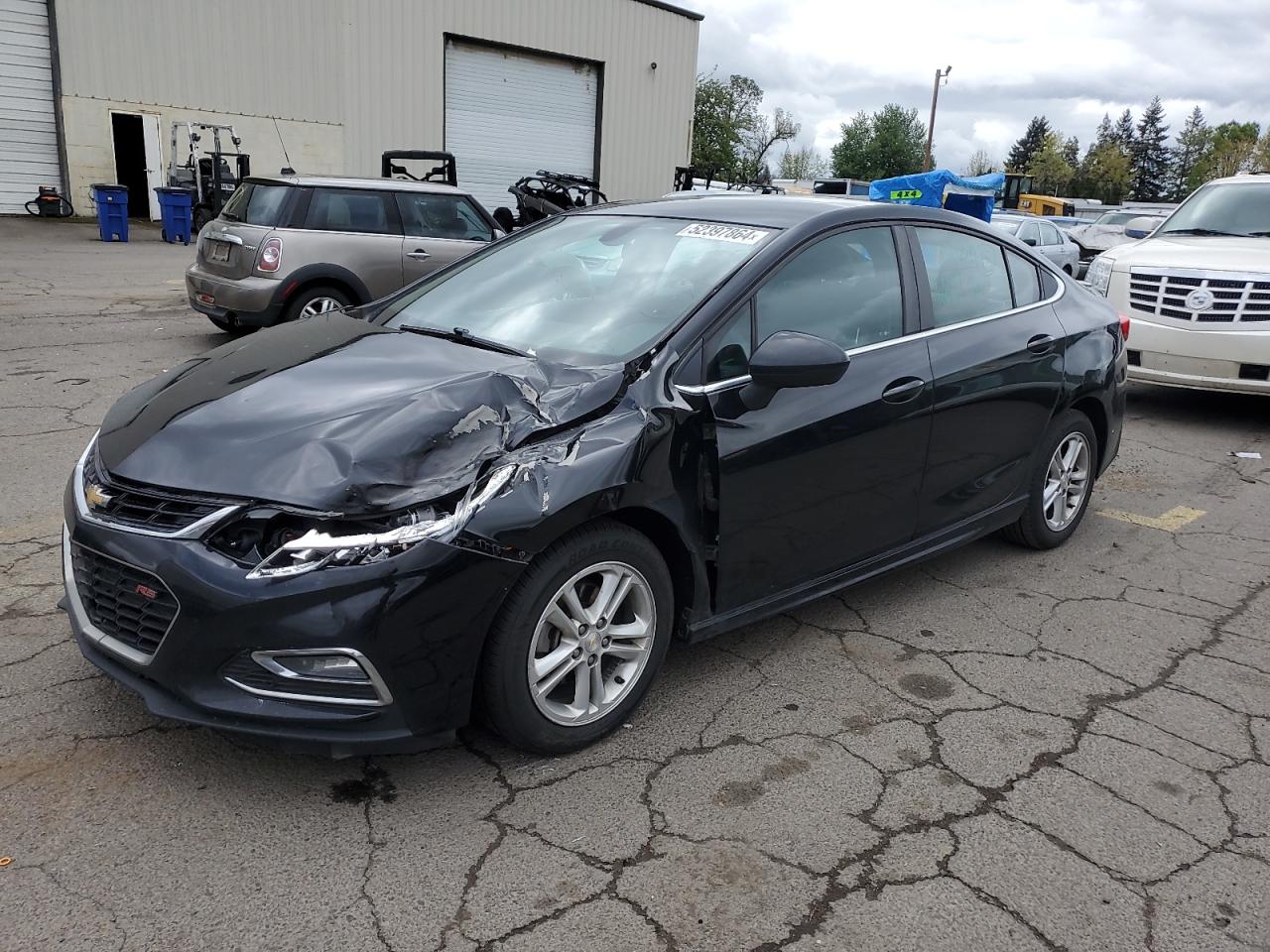 CHEVROLET CRUZE 2018 1g1be5sm0j7157679