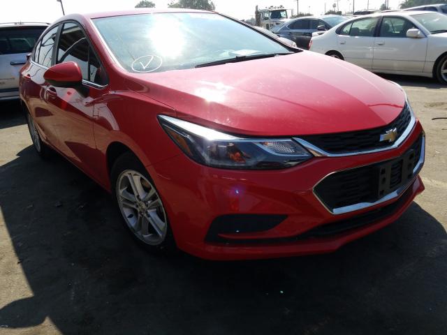 CHEVROLET CRUZE LT 2018 1g1be5sm0j7163420