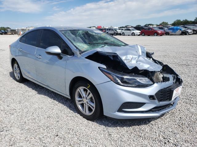 CHEVROLET CRUZE LT 2018 1g1be5sm0j7182596