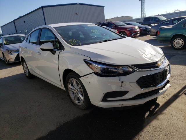 CHEVROLET CRUZE LT 2018 1g1be5sm0j7188737