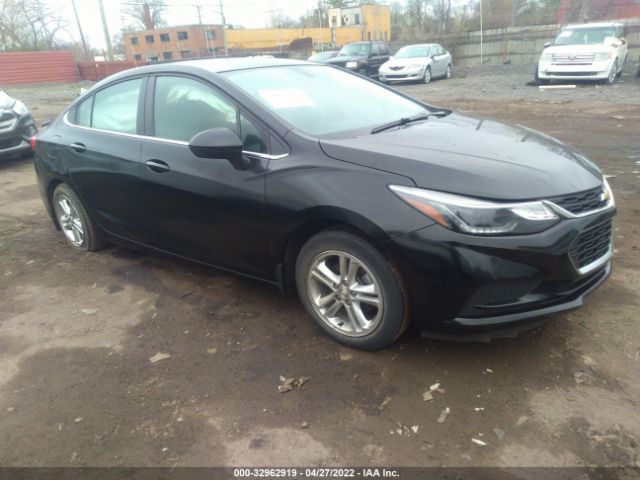 CHEVROLET CRUZE 2018 1g1be5sm0j7202801