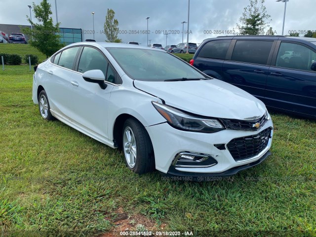 CHEVROLET CRUZE 2018 1g1be5sm0j7221333