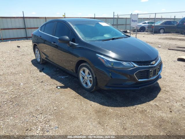 CHEVROLET CRUZE 2018 1g1be5sm0j7227889