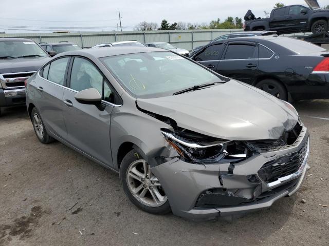 CHEVROLET CRUZE LT 2018 1g1be5sm0j7231005