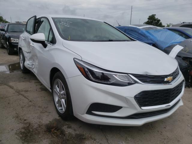 CHEVROLET CRUZE LT 2018 1g1be5sm0j7236298