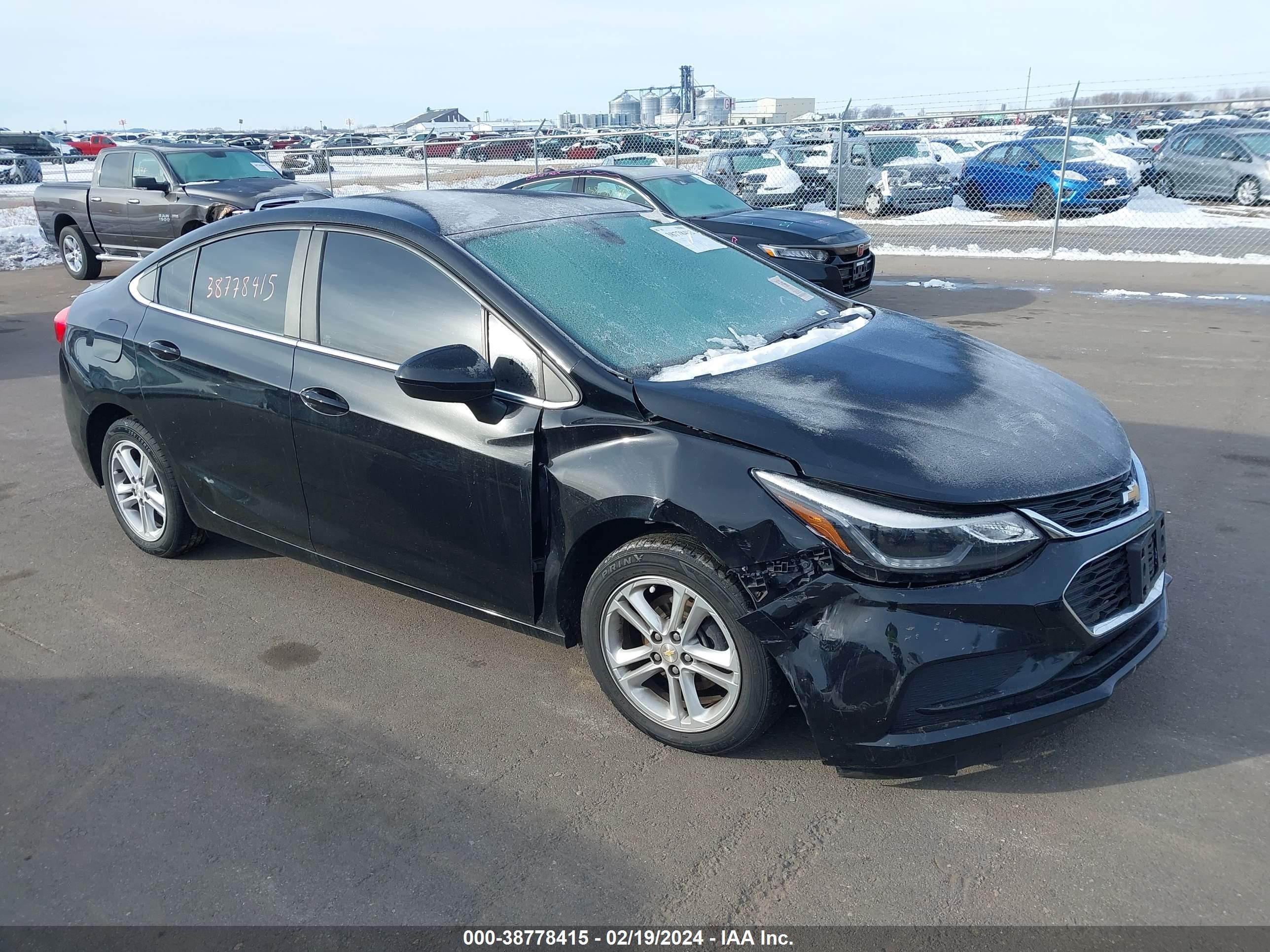 CHEVROLET CRUZE 2016 1g1be5sm1g7242491