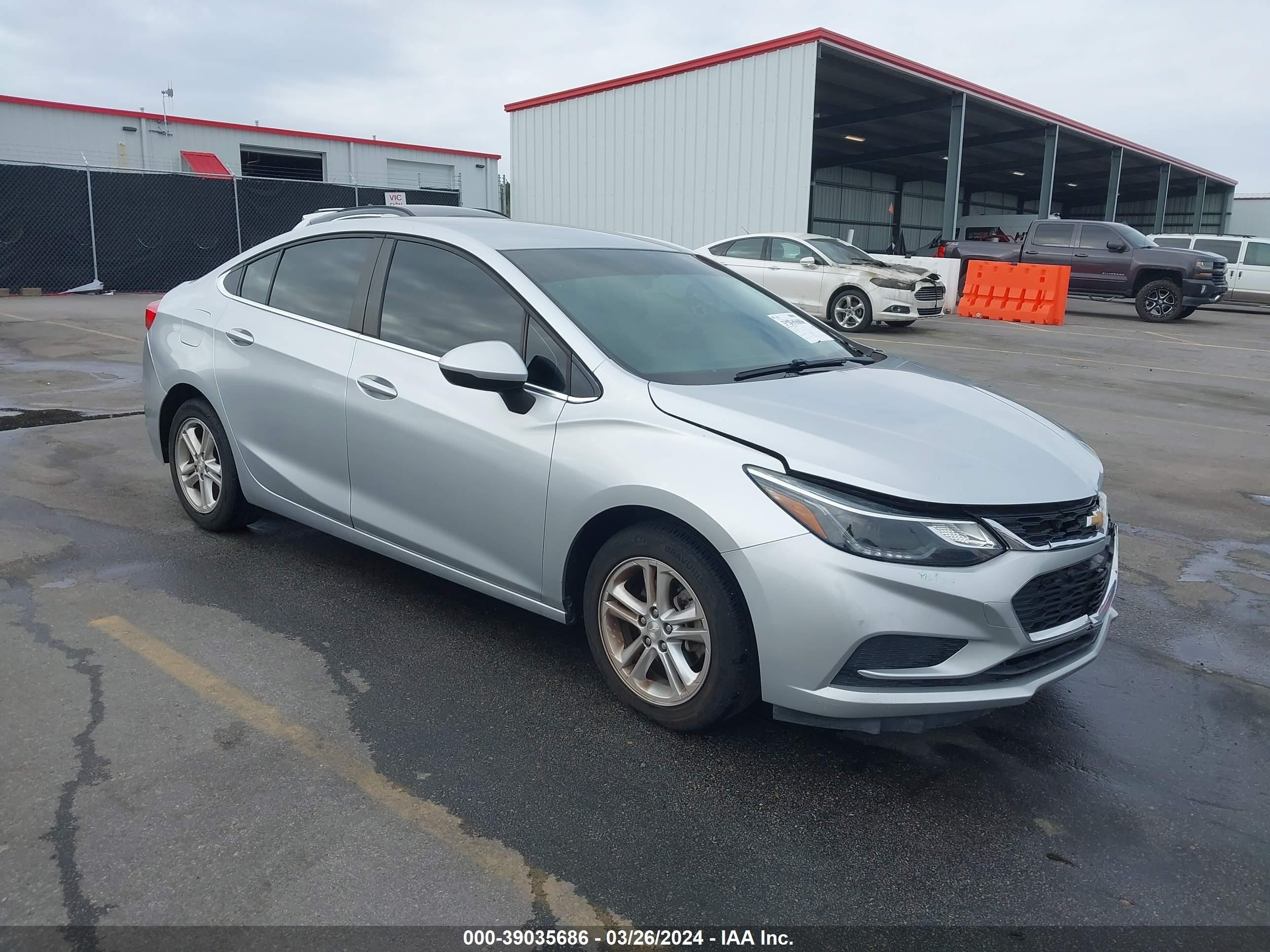 CHEVROLET CRUZE 2017 1g1be5sm1h7253380