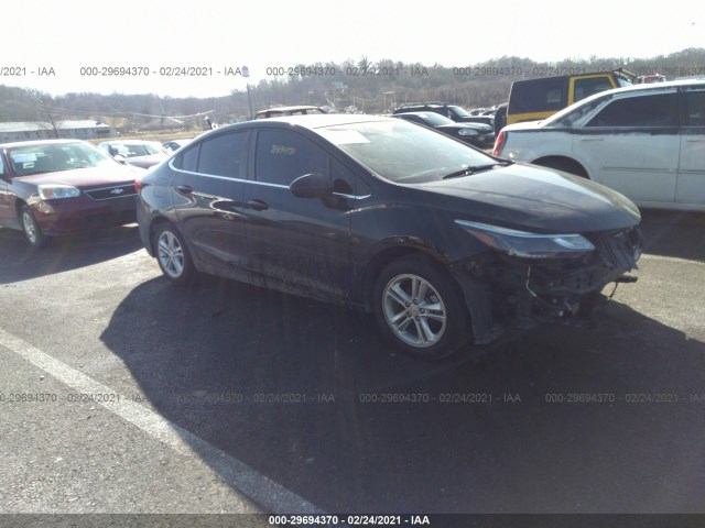 CHEVROLET CRUZE 2018 1g1be5sm1j7122083