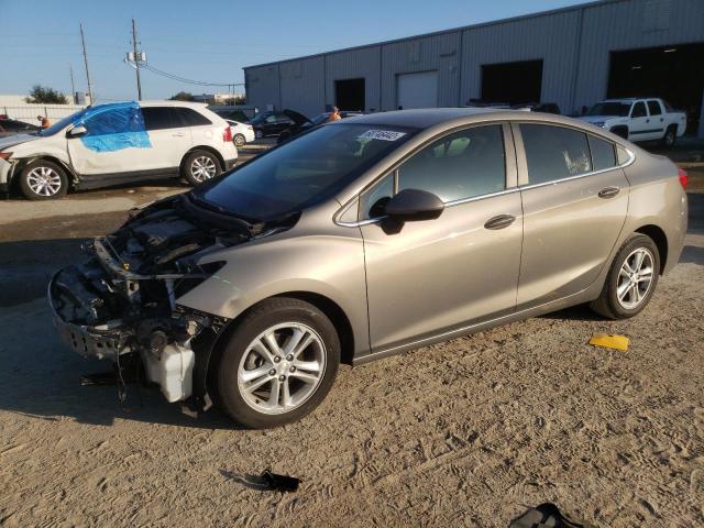 CHEVROLET CRUZE LT 2018 1g1be5sm1j7137117