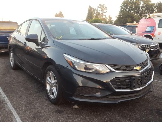 CHEVROLET CRUZE LT 2018 1g1be5sm1j7157402