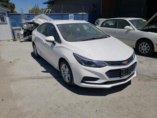 CHEVROLET CRUZE LT 2018 1g1be5sm1j7158808