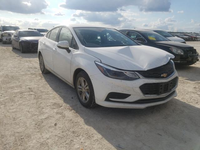 CHEVROLET CRUZE LT 2018 1g1be5sm1j7177925