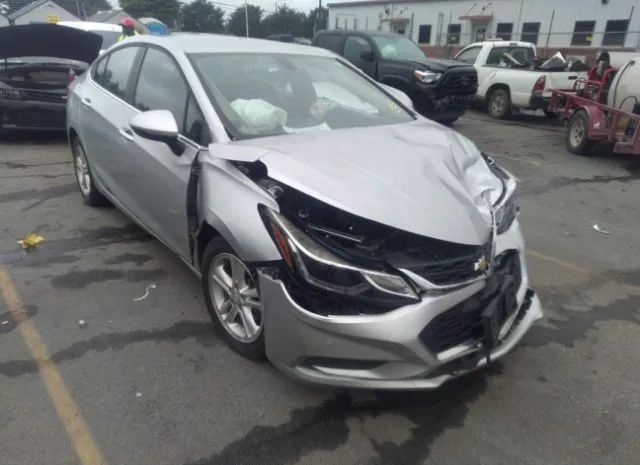 CHEVROLET CRUZE 2018 1g1be5sm1j7186849