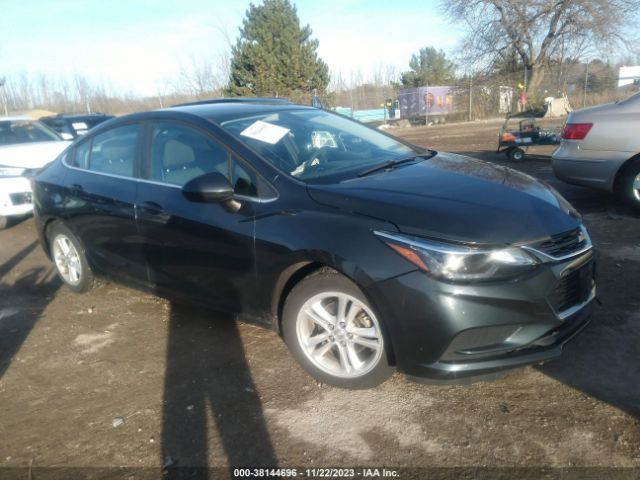 CHEVROLET CRUZE 2018 1g1be5sm1j7211099