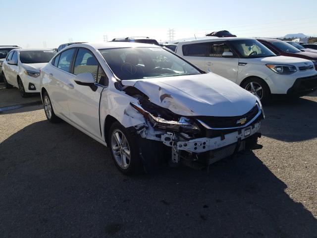 CHEVROLET CRUZE LT 2018 1g1be5sm1j7240862