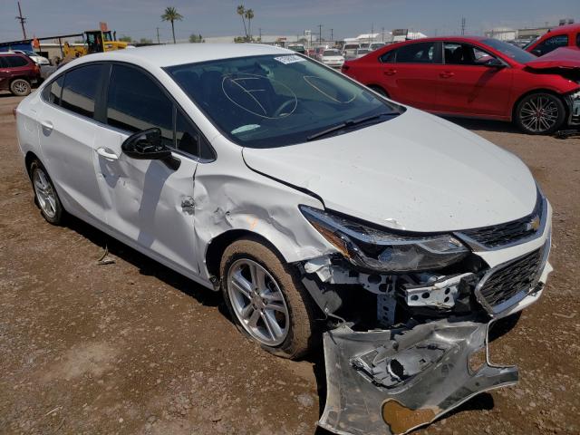 CHEVROLET CRUZE LT 2018 1g1be5sm1j7240912