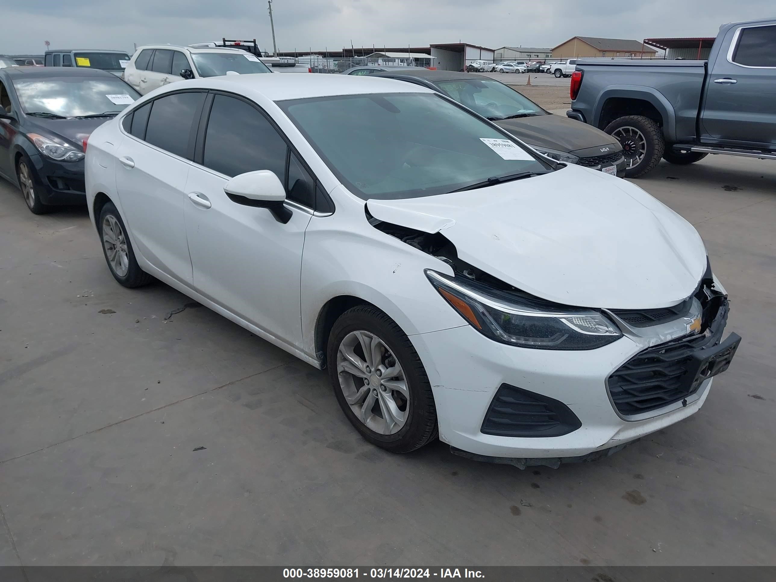 CHEVROLET CRUZE 2019 1g1be5sm1k7126328