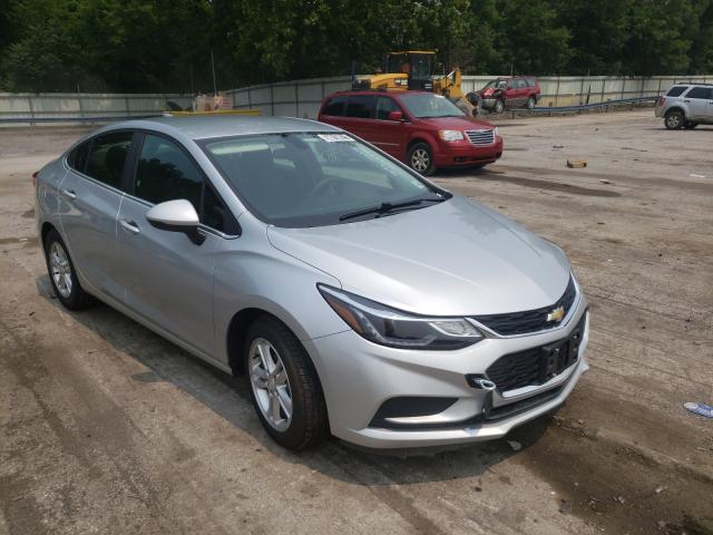 CHEVROLET CRUZE LT 2018 1g1be5sm2j7104434